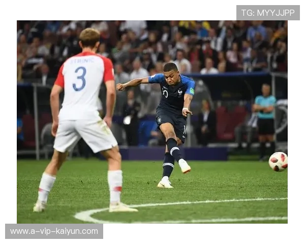 姆巴佩迎战克罗地亚中场控制，小组赛火爆